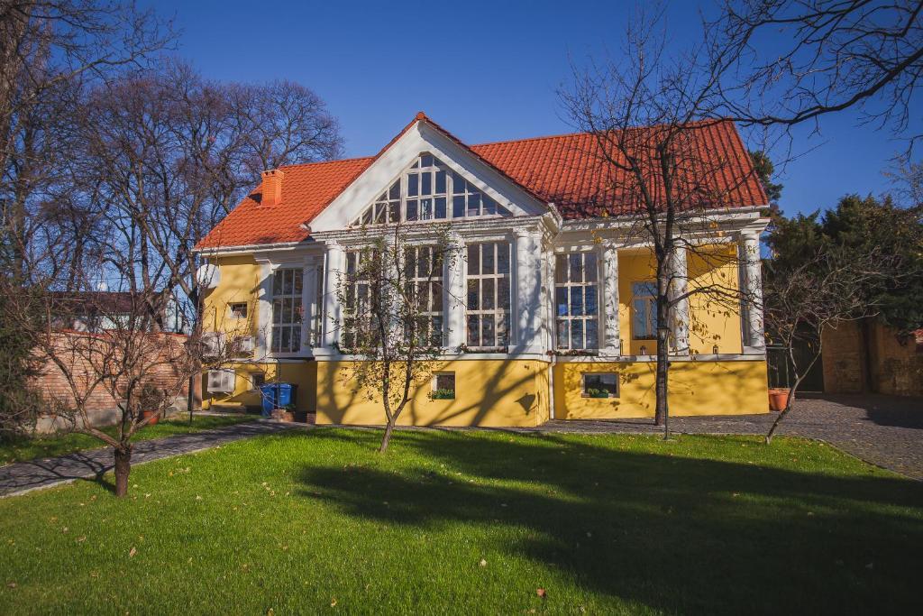 Hotel Boutique P Uschhorod